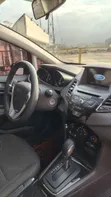 Ford Fiesta 2020 Maroon - 5
