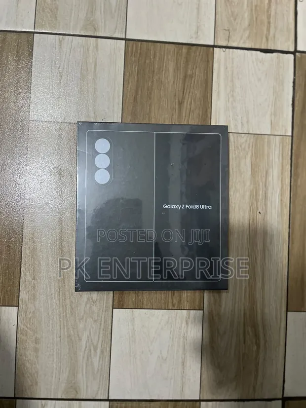 New Samsung Galaxy Z Fold8 Ultra 256GB Gray - 1