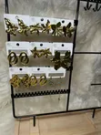 Fashionable Gold-Colored Earrings and Chains - 3