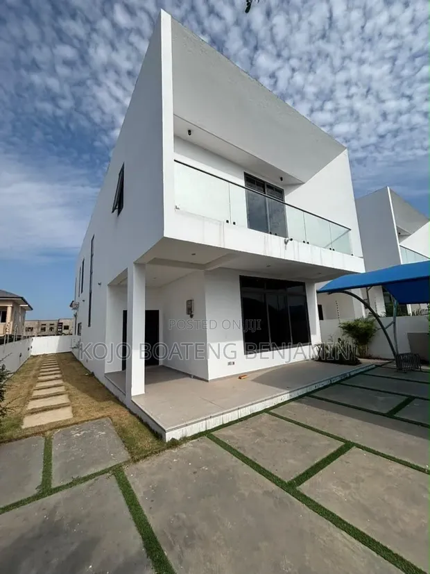 4 Bedroom Detached House for Rent in School Junction - 1