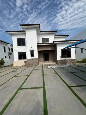 4-Bedroom House with Boys Quarters for Rent in Borteyman, School Junction
