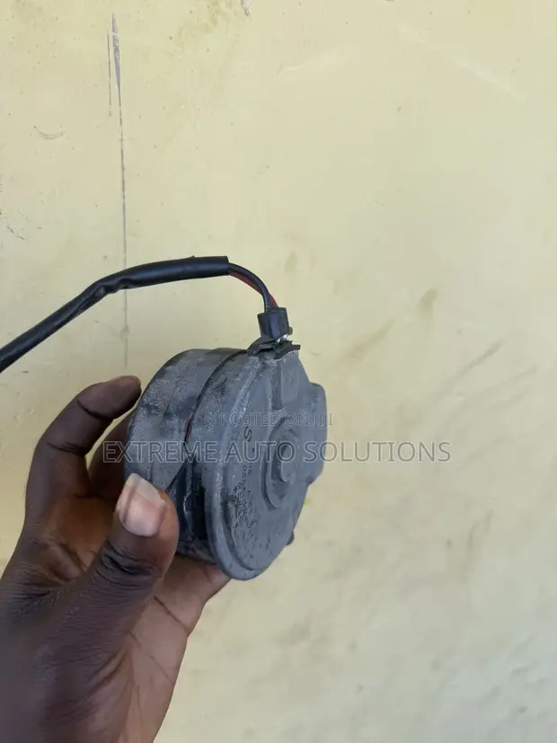 Honda CR-V 1.5L Radiator Fan Motor (2017-2026) - 1