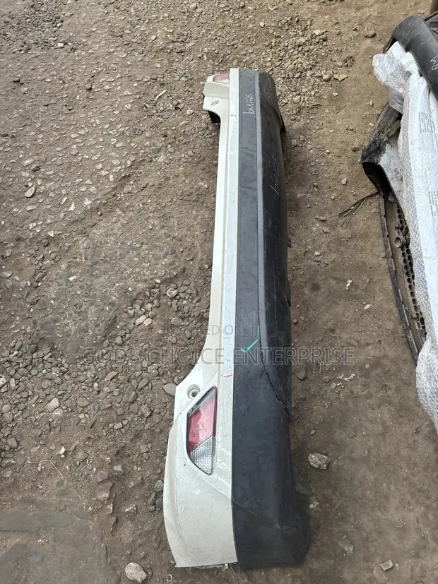Toyota RAV4 Back Bumper (2016-2018) - 1