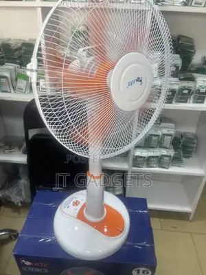 Fsudz 16" Rechargeable AC/DC Fan + Solar Panel (FZ-001)
