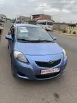 Toyota Yaris L Hatchback 3dr 2012 Blue - 3