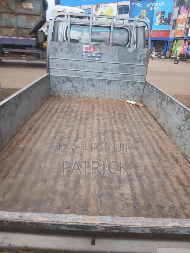 Reliable Samsung Truck - Neat Body, Solid Engine - 1