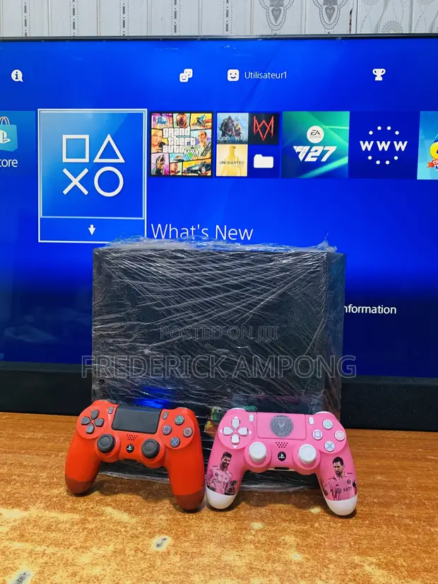 Used UK Used PS4 with 10 Games & 2 Controllers - 1
