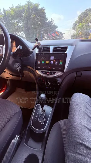 Hyundai Accent GS 2013 Red