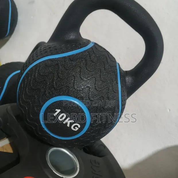 10kg Tunturi Platinum Rubber Kettlebell - 1