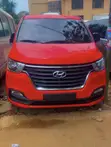 Hyundai Starex 2018 - Red - 2