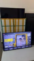 Samsung Crystal UHD Smart TV 43" (2022 Model) - 2