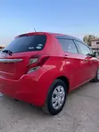 2015 Toyota Vitz 1.3 FWD 5dr Red - 5