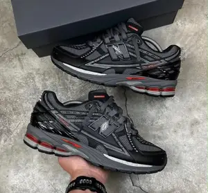 New Balance 1906U Sneakers