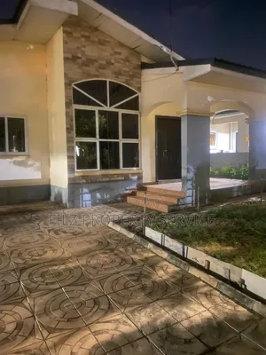 2 Bedroom House for Rent in Oyarifa