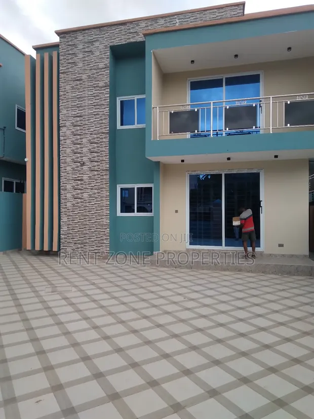 4 Bedroom Duplex for Sale in Ofankor - 1