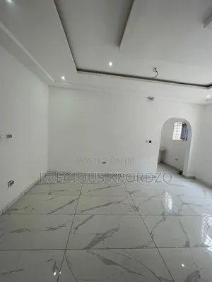1 Bedroom Room & Parlour for Rent in New Legon