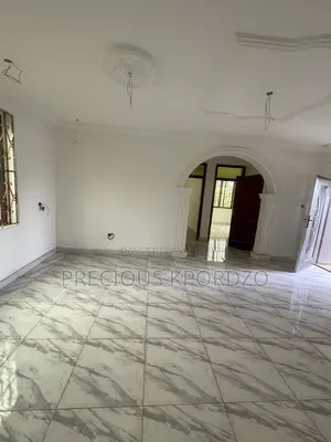 2 Bedroom Apartment for Rent, Commandos Adenta