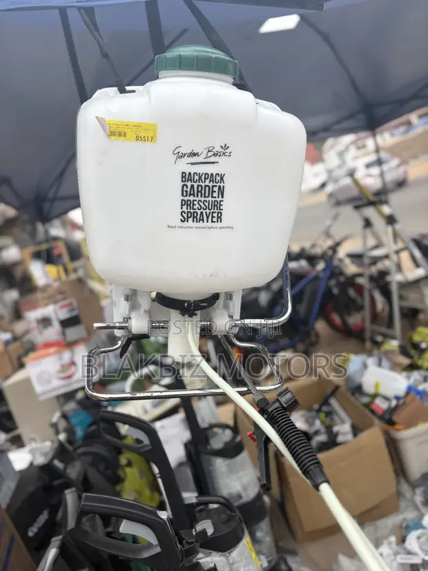 Garden Basics 15 Litre Backpack Pressure Sprayer - 1