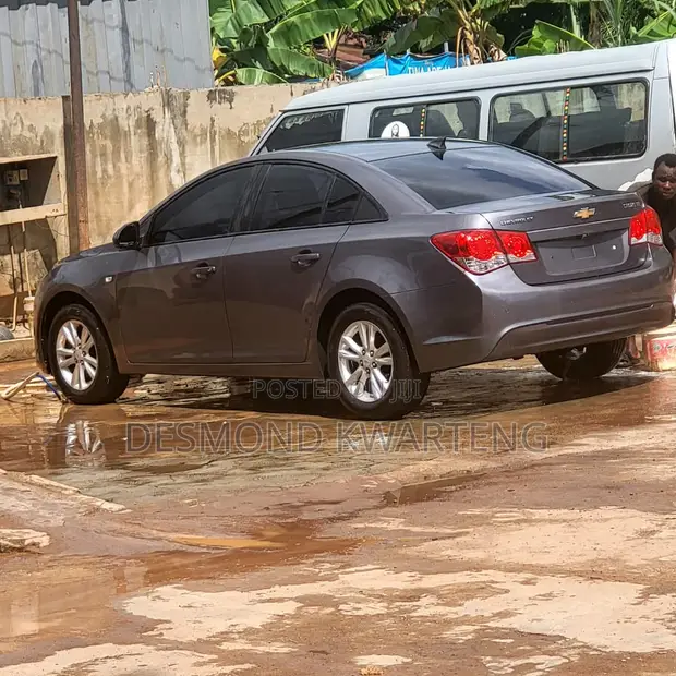 Chevrolet Cruze 1LT Auto 2013 Gray - 1