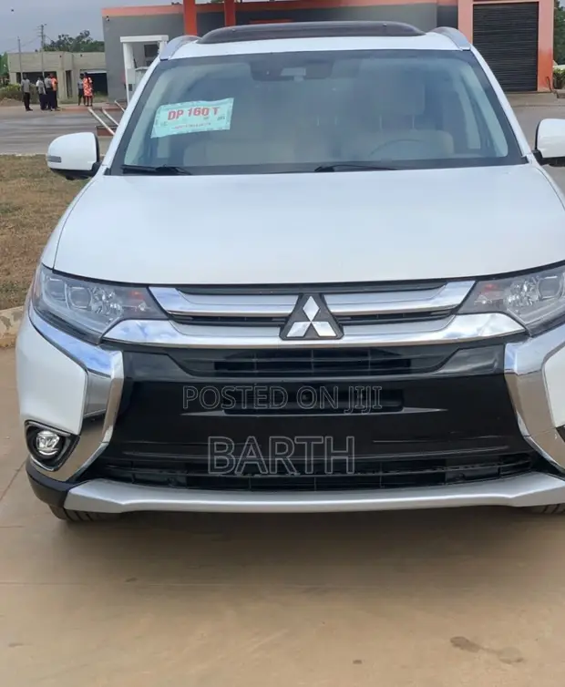 Mitsubishi Outlander SEL AWC 2018 White - 1