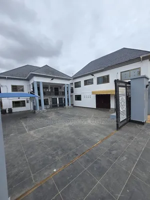 10 Bedroom House for Sale in Dansoman Keep Fit