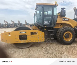 Brand New 18 Ton Single Drum Roller (XCMG XS183J)
