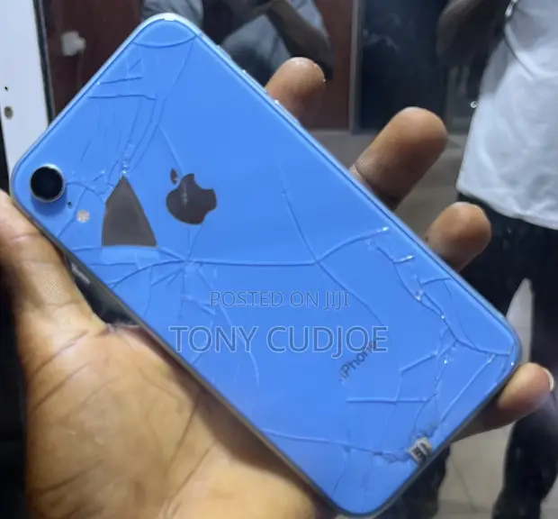 Apple iPhone XR 64GB Blue - 1