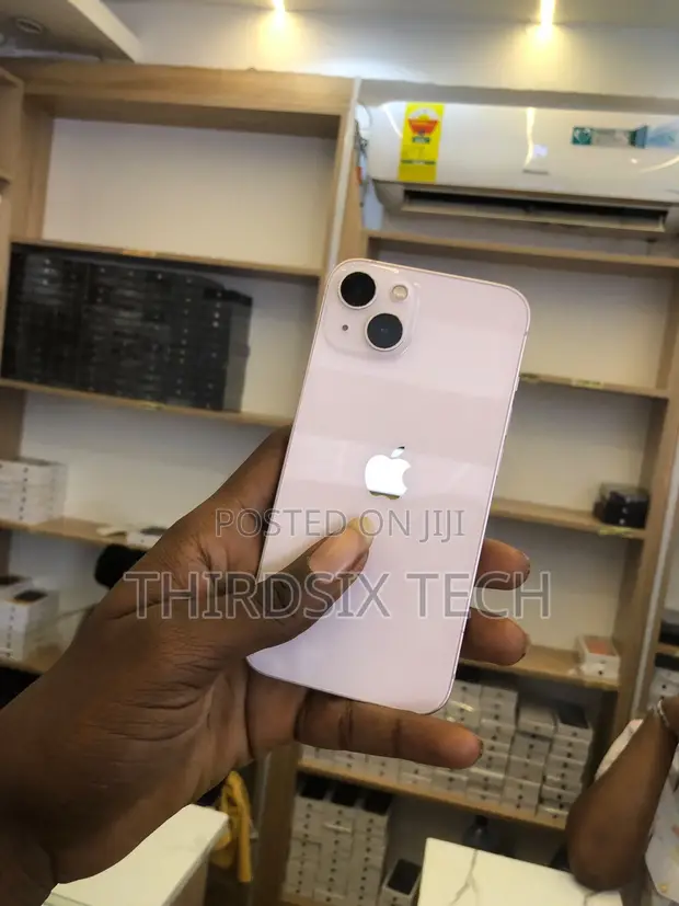 Apple iPhone 13 128GB Pink - 1