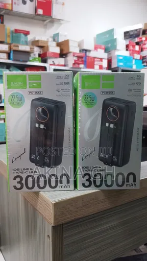 Bavin 30000mAh Power Bank with Built-in iOS & Type-C Cables