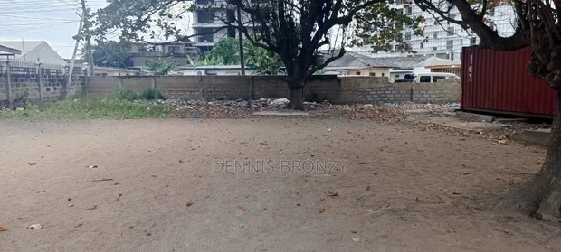 Land for Sale - Osu Ako-Adjei - 1