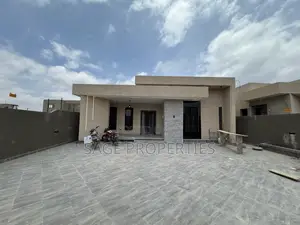 3-Bedroom House for Sale in Lakeside Estate