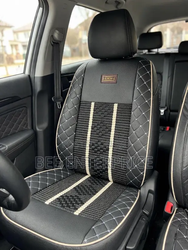 Luxury Car Seat Support - Black/Red - 1