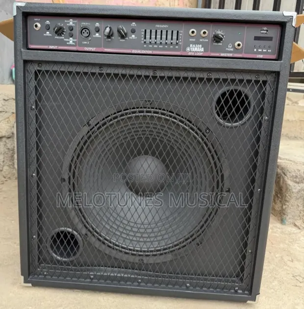 Yamaha BA300 Bass Guitar Combo Amplifier - 1