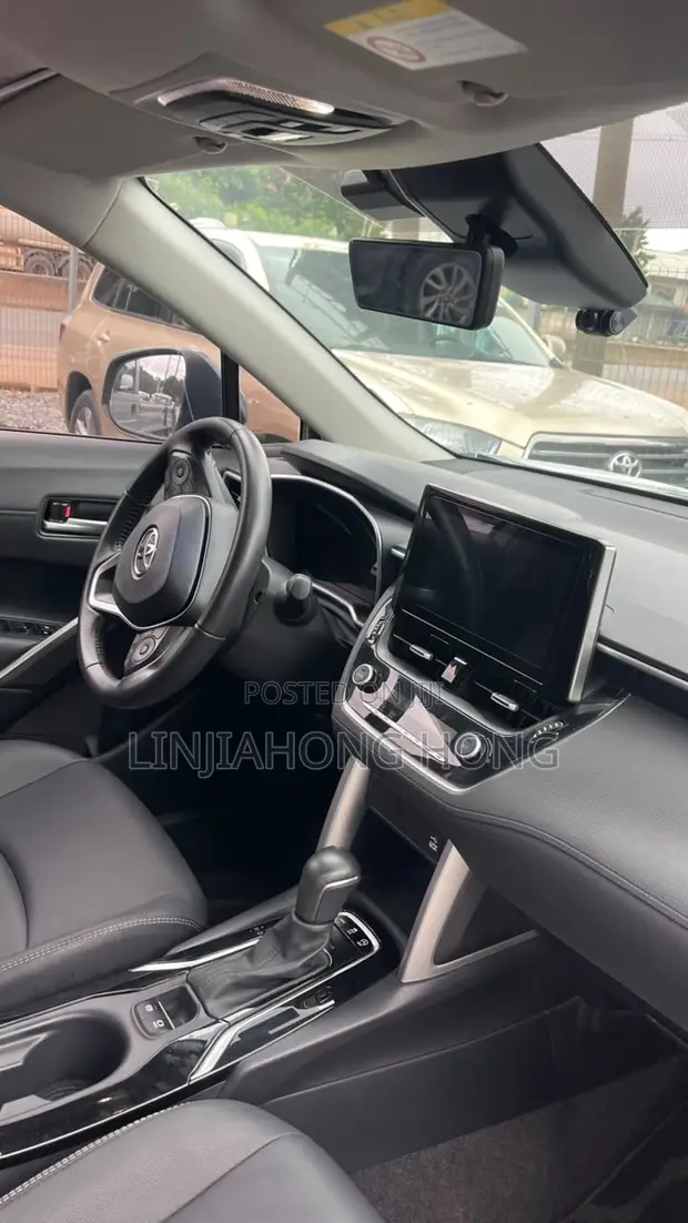 New Toyota Corolla Cross 2023 Blue - 1
