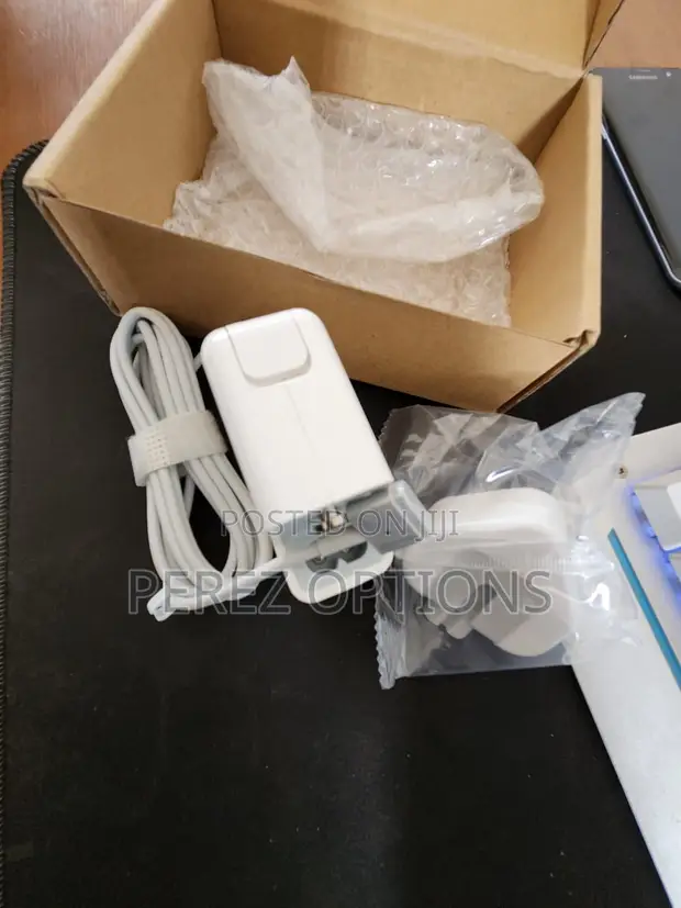 Original Apple 45W MagSafe 2 Charger - 1