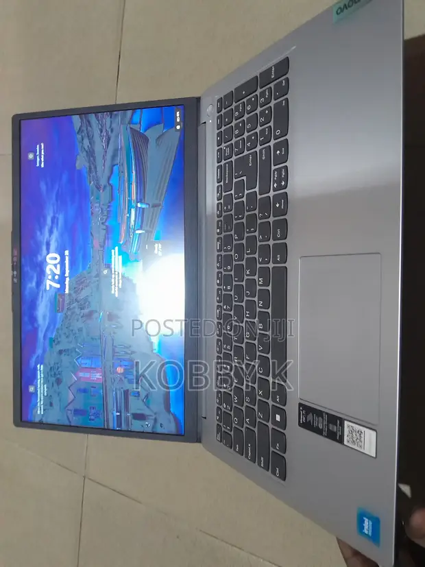 Lenovo IdeaPad 1 Laptop 32GB RAM, 1TB SSD - 1