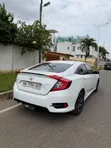Honda Civic 2019 White - 2