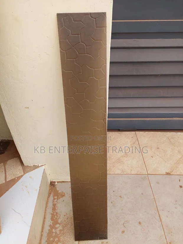 Patterned Privacy Glass Panel - 1
