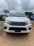 Toyota Hilux 2021 White - 2
