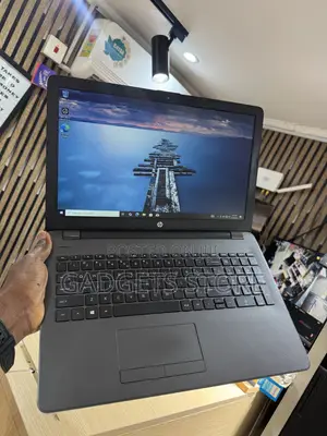 HP 250 G5 Laptop - 8GB RAM, 128GB SSD, Intel Core i3