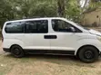 Hyundai H1 2010 White - 2