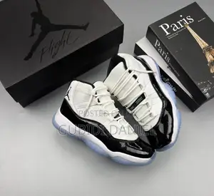 Air Jordan 11 Retro Sneakers