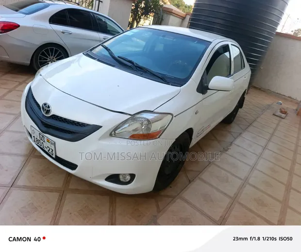 Toyota Yaris 1.5 S 2009 White - 1