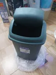 25L Green Plastic Swing-Top Dustbin - 2