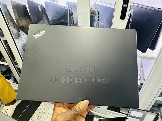Lenovo ThinkPad X390 Laptop - 1