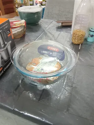 Pyrex Cookware Set
