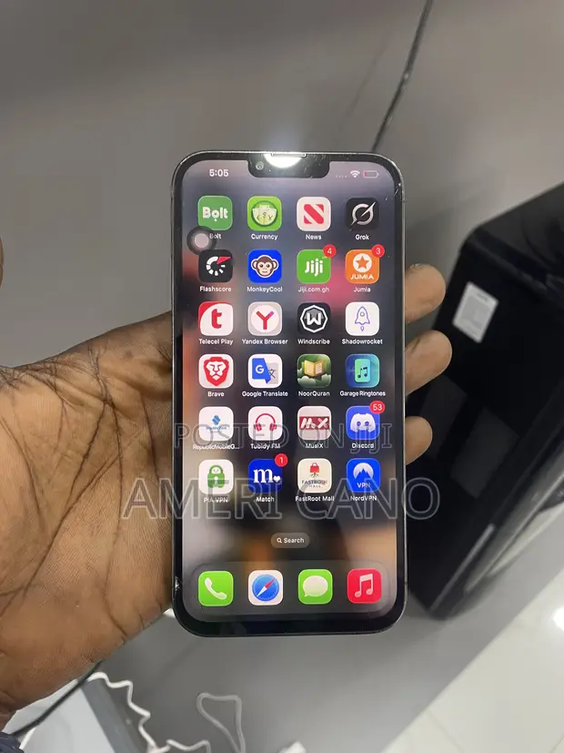Apple iPhone 13 Pro Max 256GB Black - 1