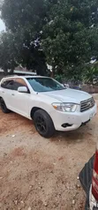 Toyota Highlander SE 2011 White - 4