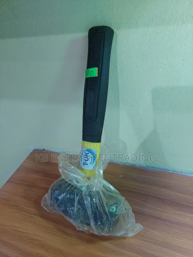 T-UK Heavy-Duty Club Hammer - 1