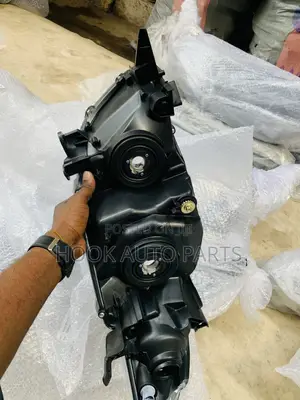 Toyota Corolla Headlights Pair (2003-2008)